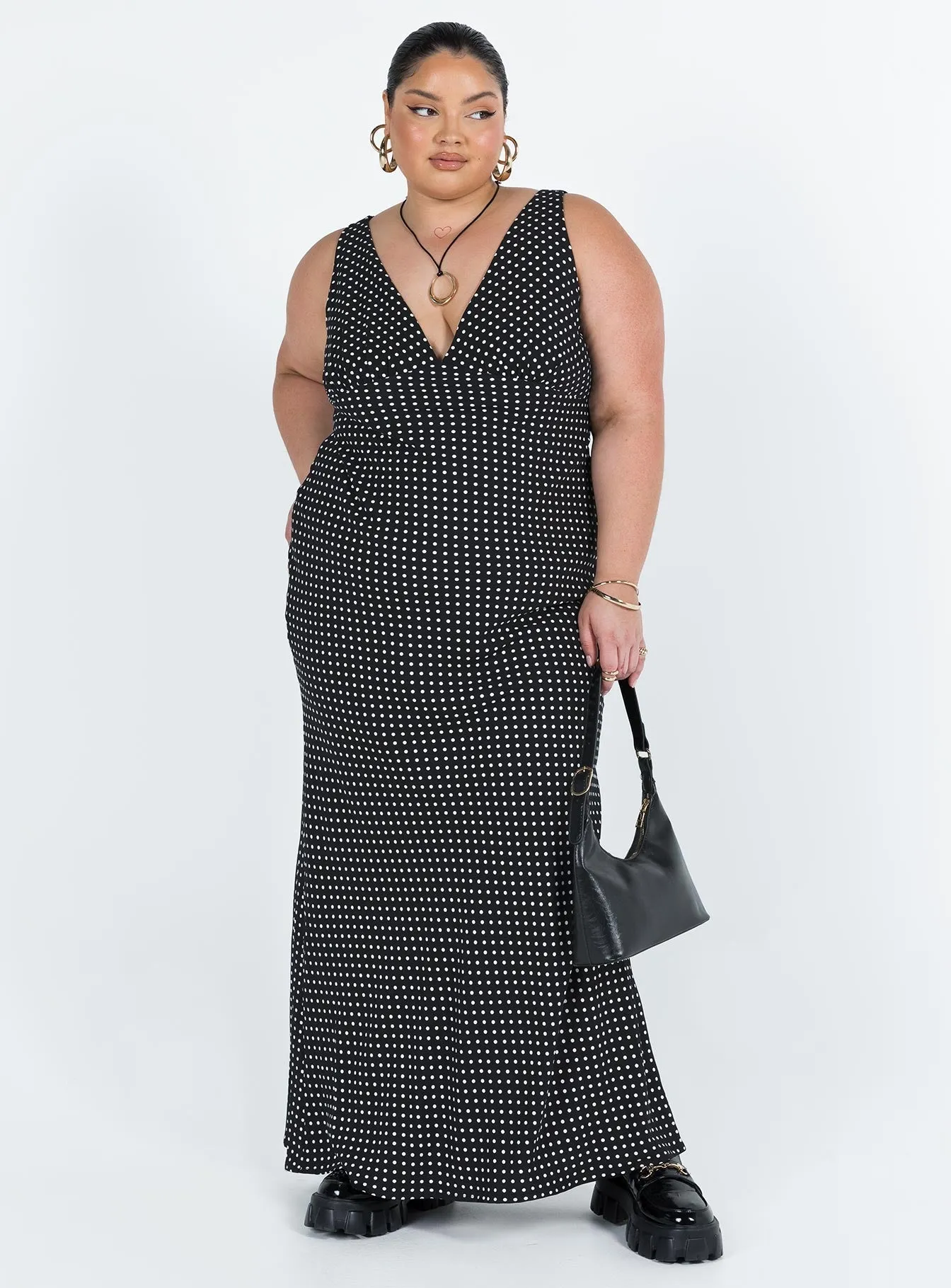 Airy Feel Subtle pattern Nellie Maxi Dress Black Polka Dot Curve