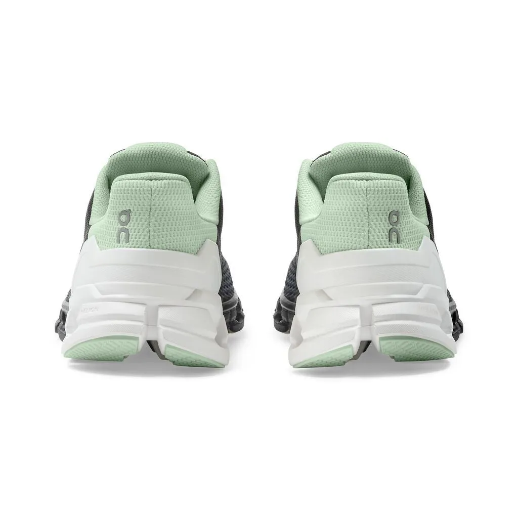 concrete terrain Women's Cloudflyer - Wide (D)