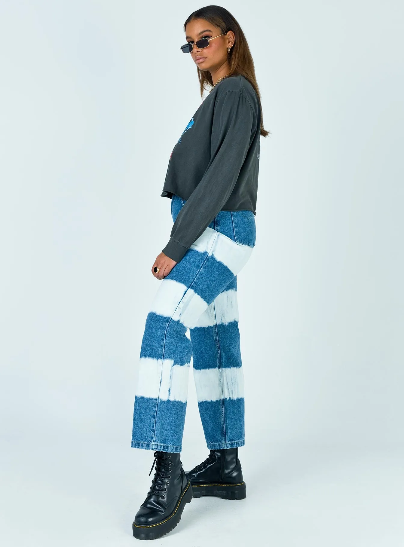 The Ragged Priest Mid Blue Dad Jeans With White Bleach Focus Fit Windproof Outer Layer