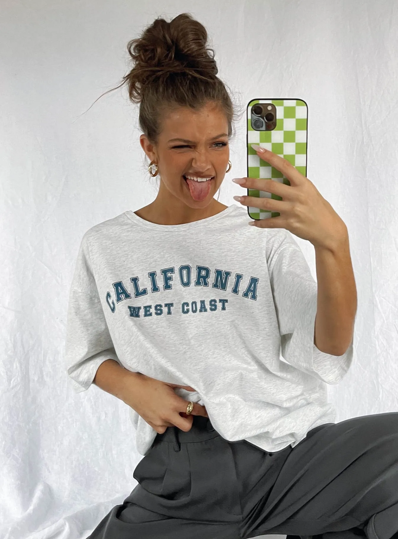 California Tee Grey Bold Style