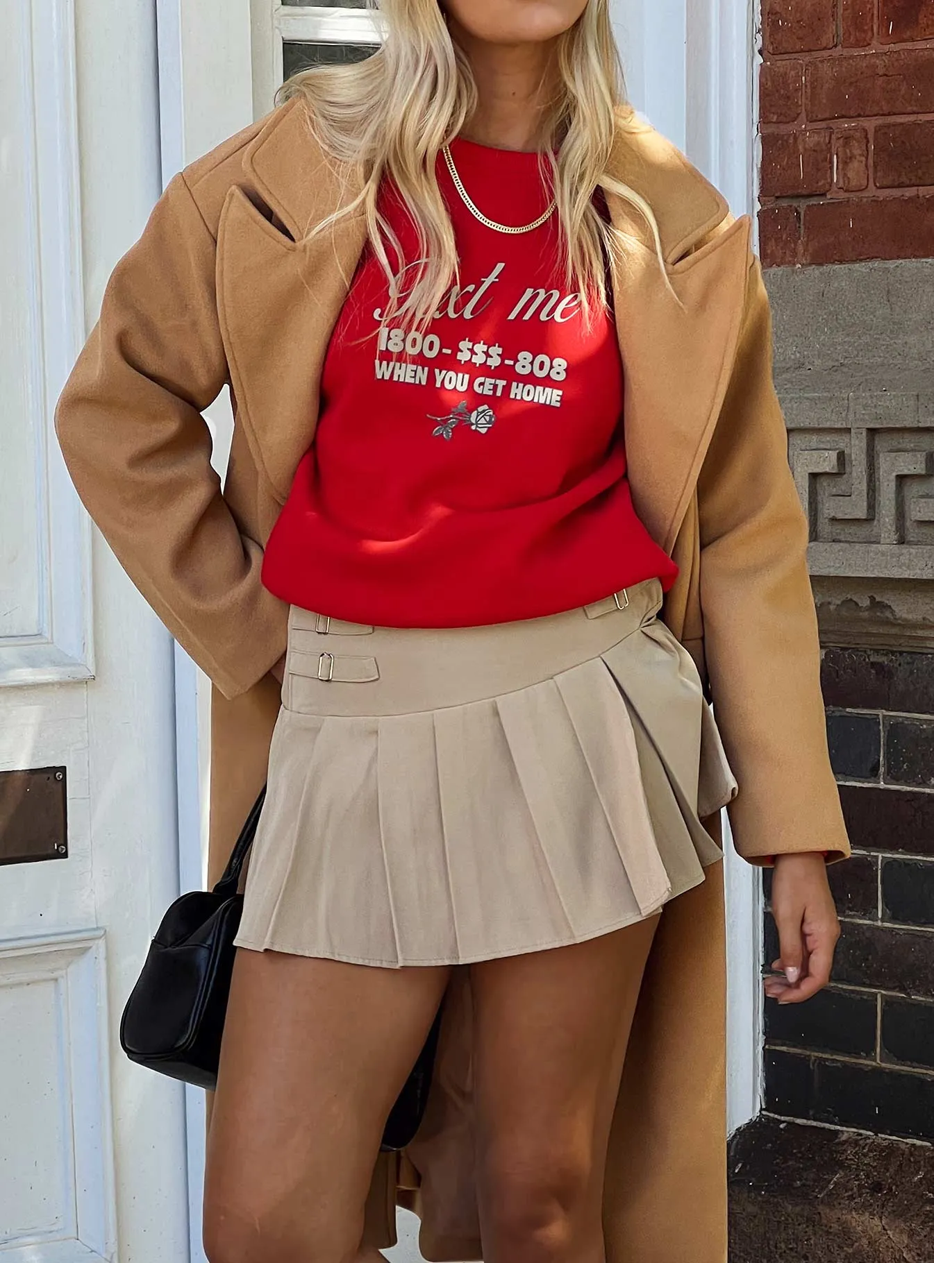 Balanced Outfit No Ride Up Cartwright Mini Skirt Beige