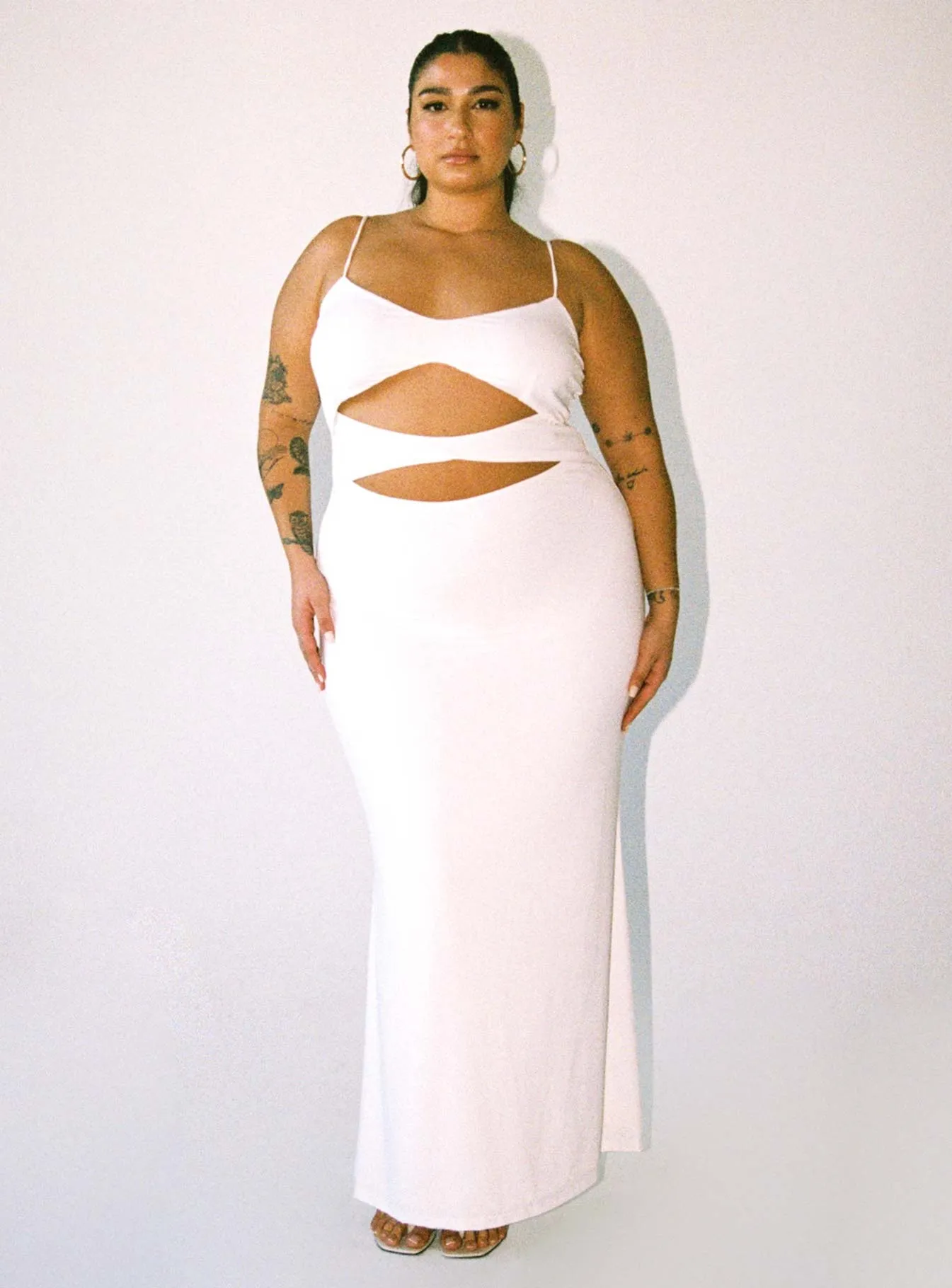 Maci Maxi Dress White Curve Elegant Layer Stylish Touch