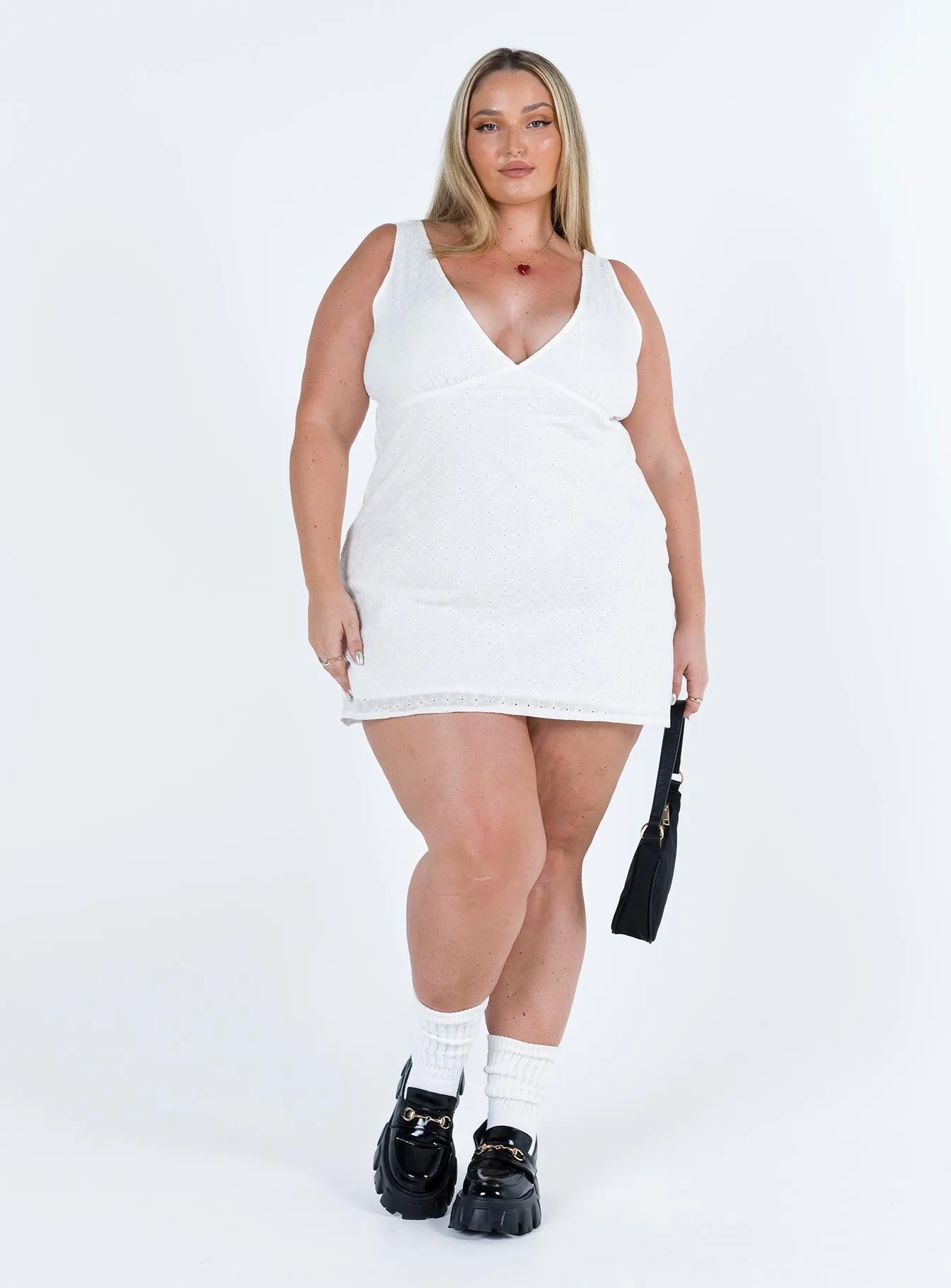 Zip Ease Nellie Mini Dress White Curve