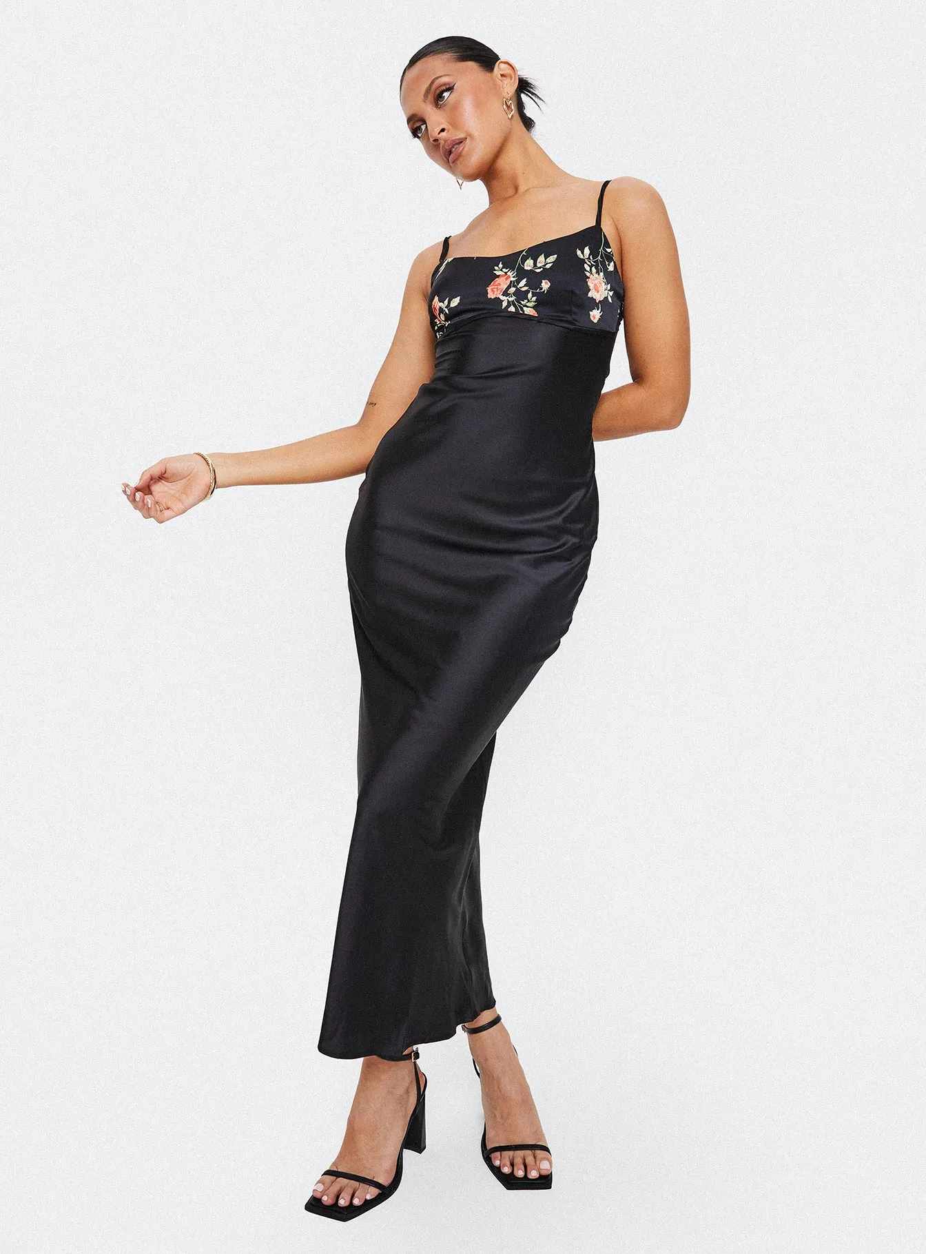 Shine Finish Fringe-Detail Larver Maxi Dress Black