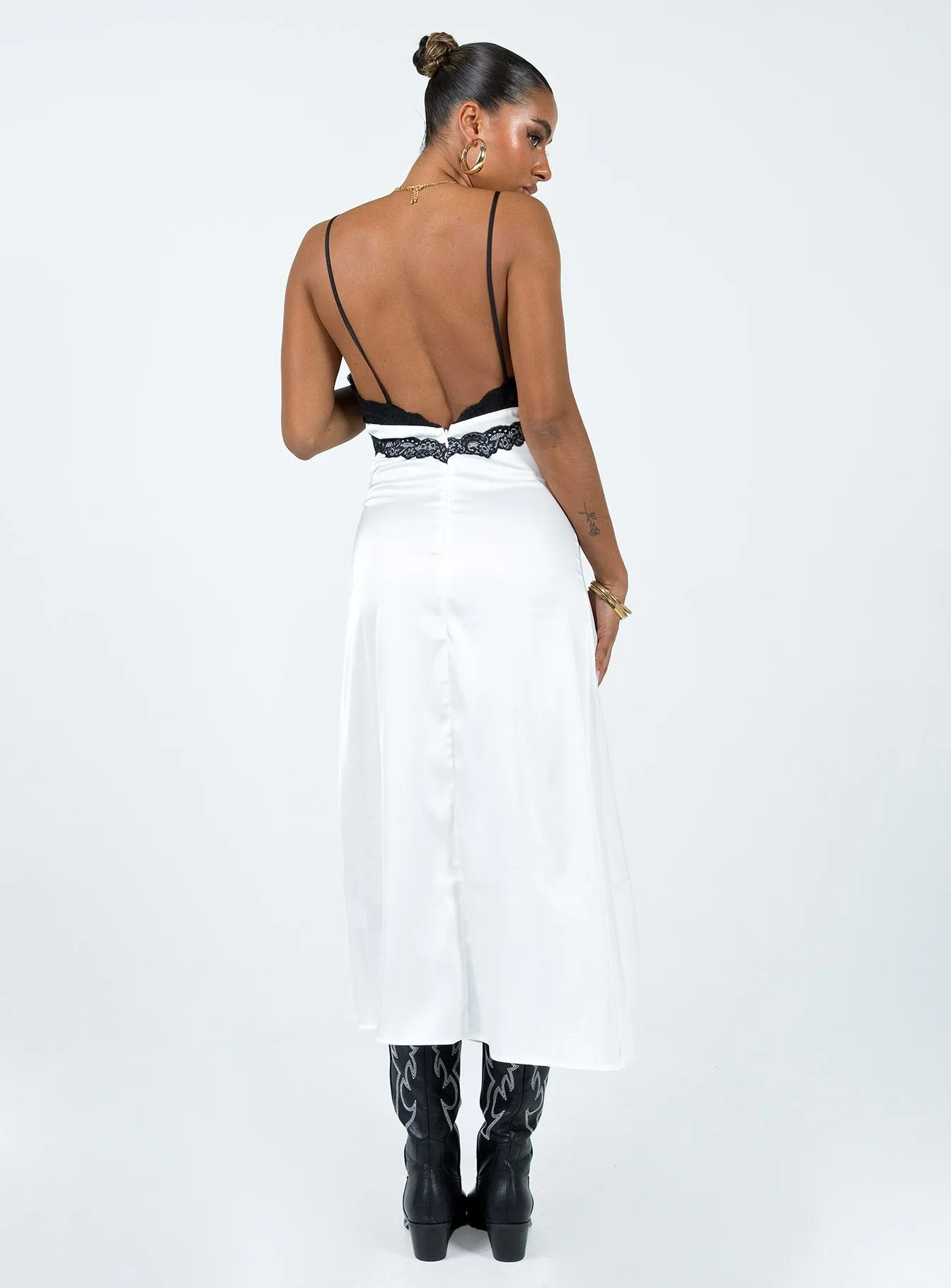 Le Paris Lace Midi Dress White Sophisticated Waistband Fit