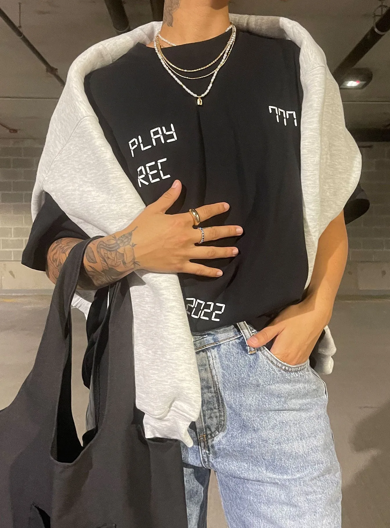 Recording Oversize Tee Black Matte Look