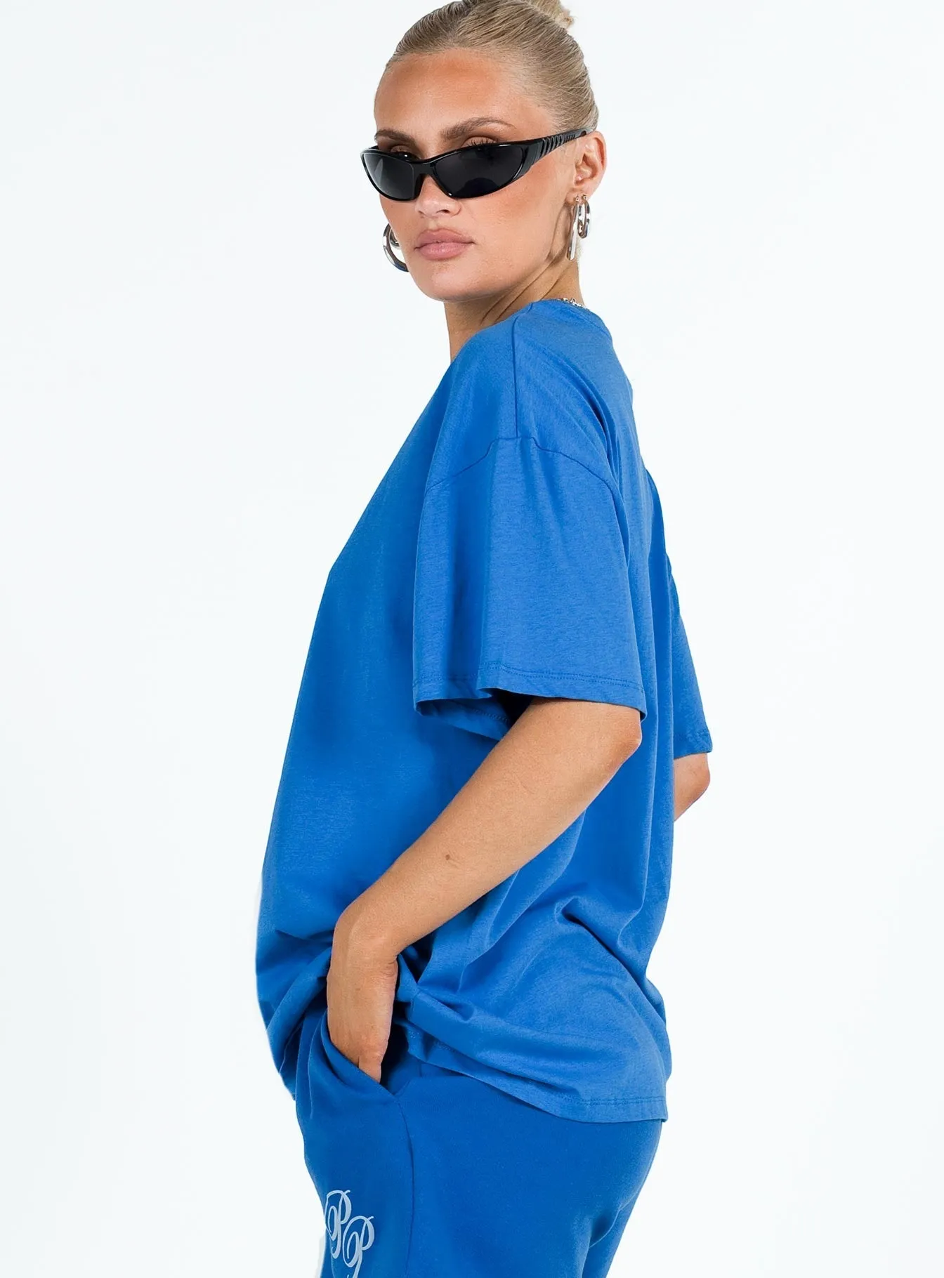 Princess Polly Cursive Oversized Tee Blue / White Low Environmental Impact