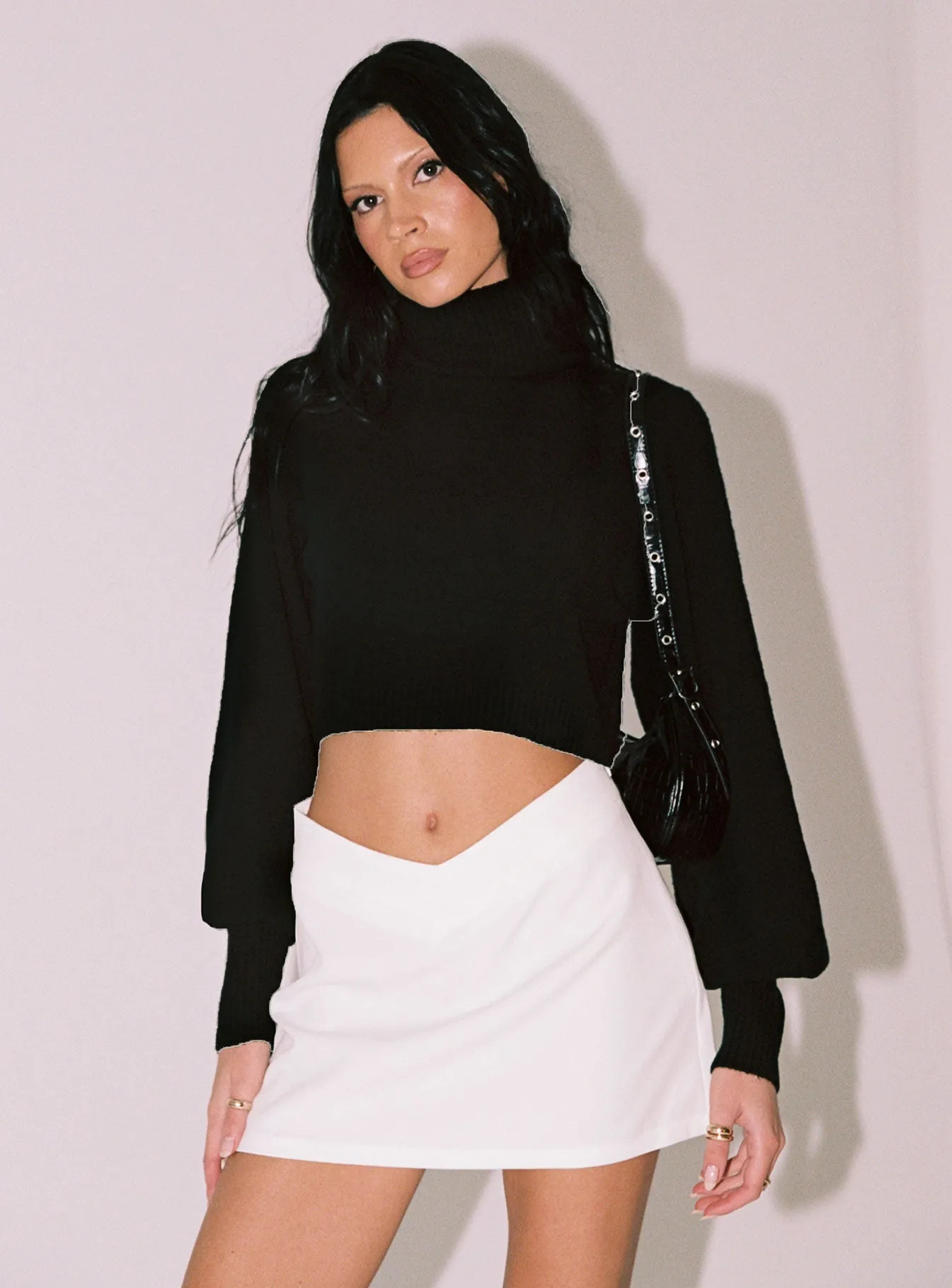 Fashion Collab All Season Easton V Front Mini Skirt White