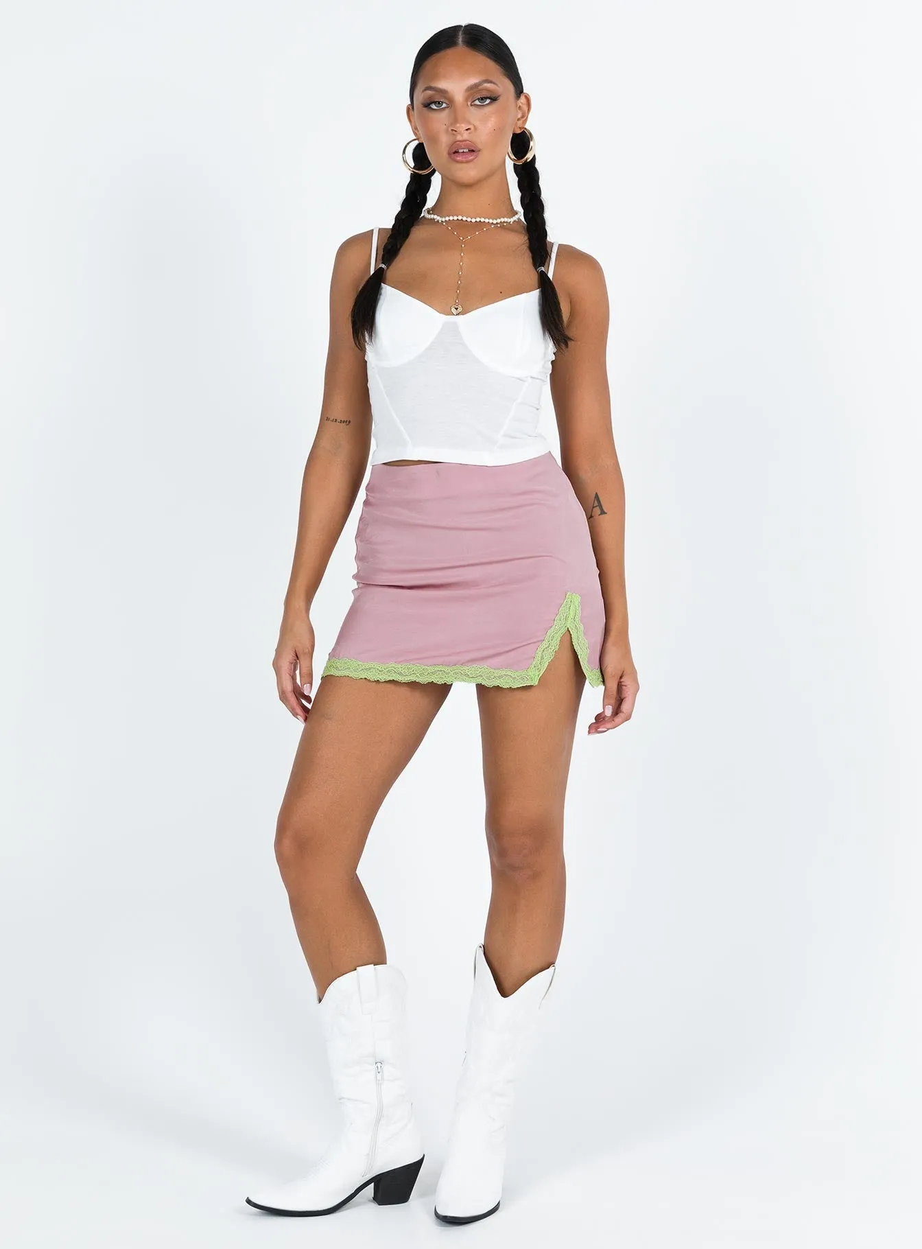Sequined Finish Ventilated Slits Peridot Mini Skirt Pink
