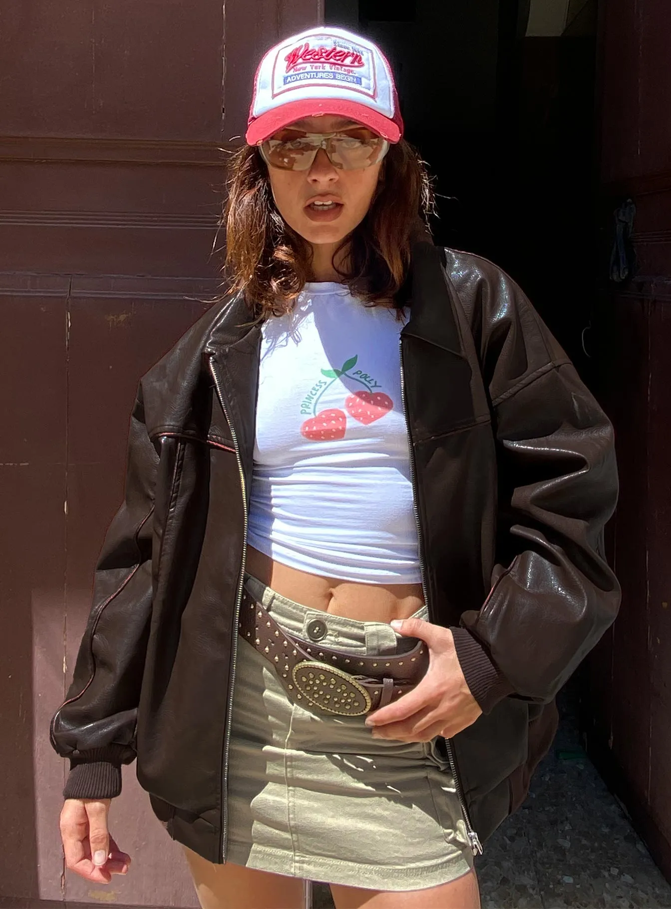 Secure Closure Soft Movement Lydie Cargo Mini Skirt Beige