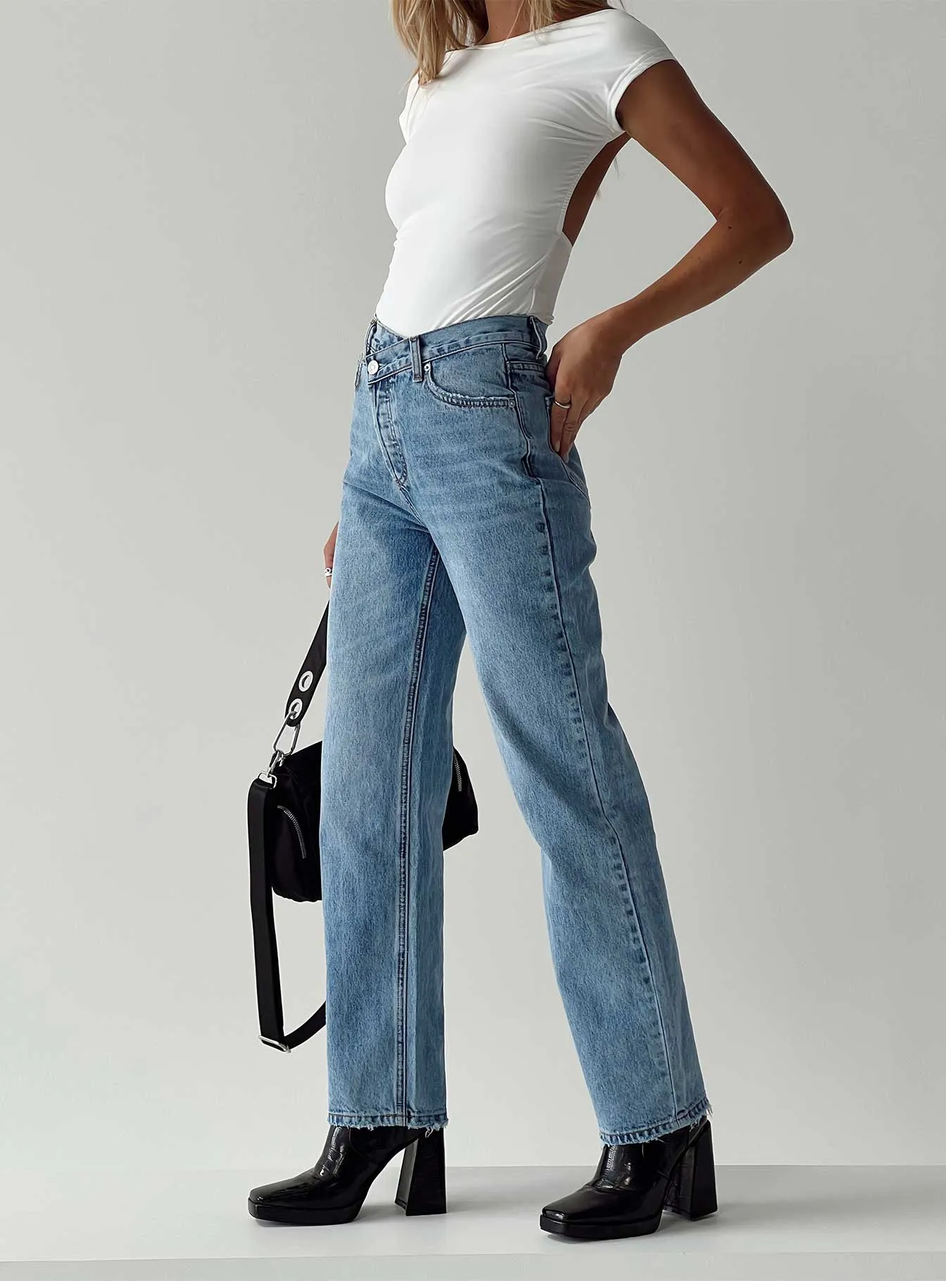 Dad Core Holly Asymmetric Straight Leg Jean Light Wash Denim