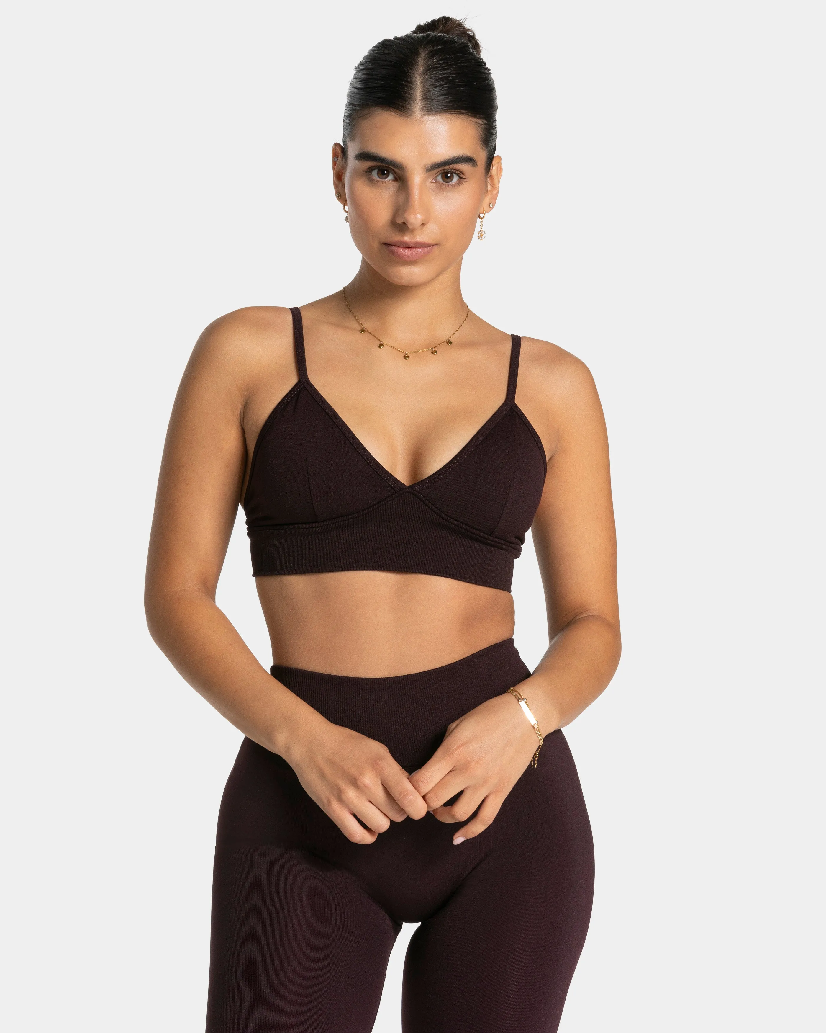 Essence Triangle Bh "Merlot" Seamless Look Posture Enhancing Structure