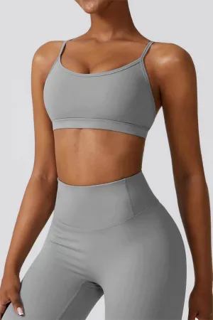 Scoop Neck Strappy Sports Bra Layer Safe