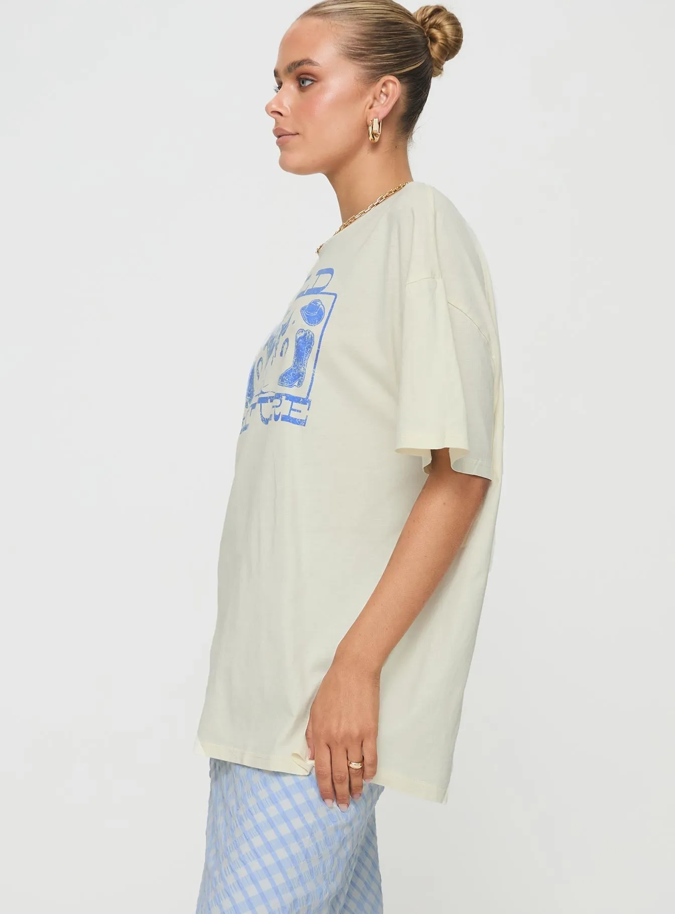 Wild At Heart Tee White Casual Flex Fit SoftenedTexturedWeave