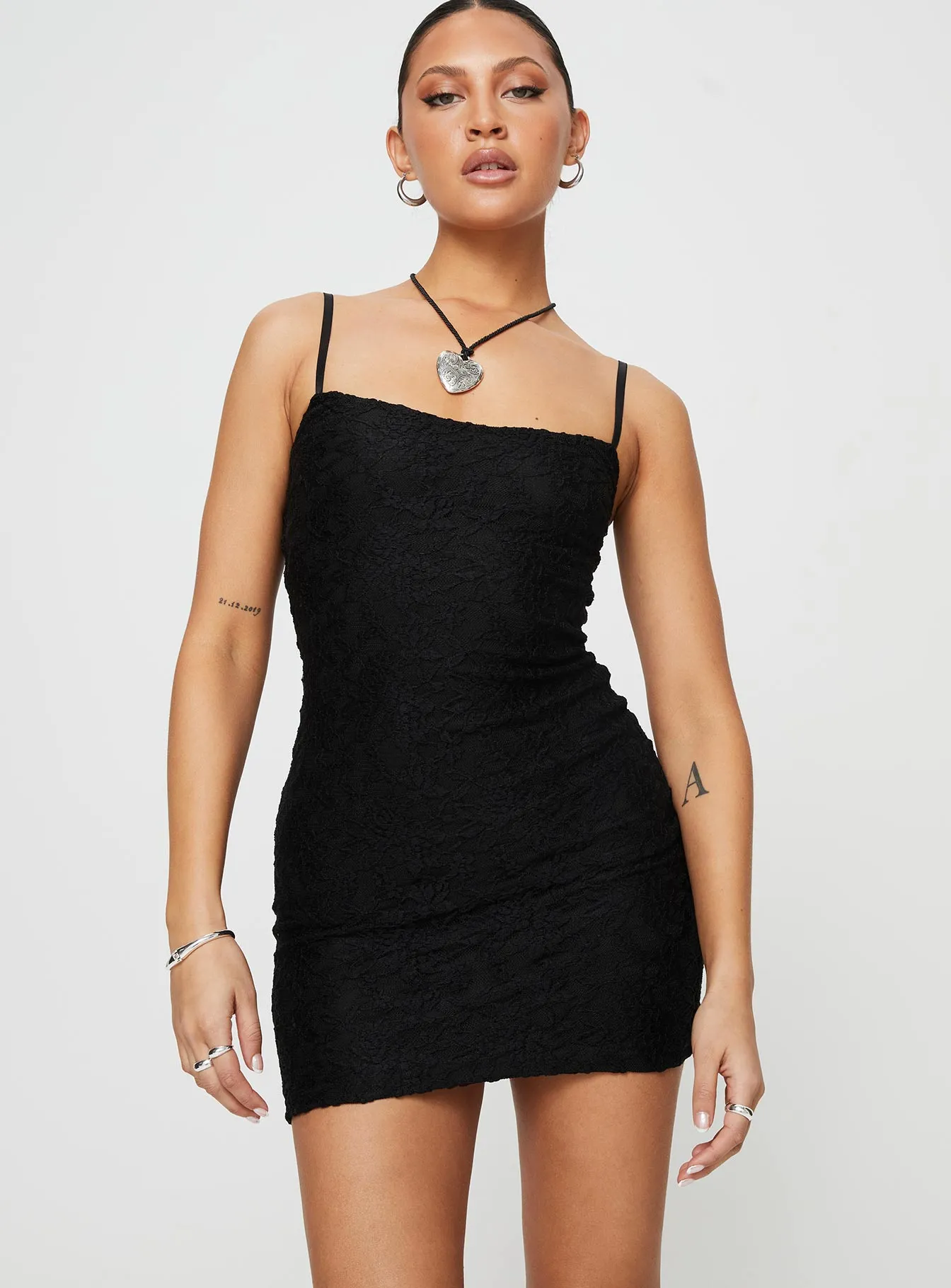 Darvit Lace Mini Dress Black Minimalist-Trend Pleated design