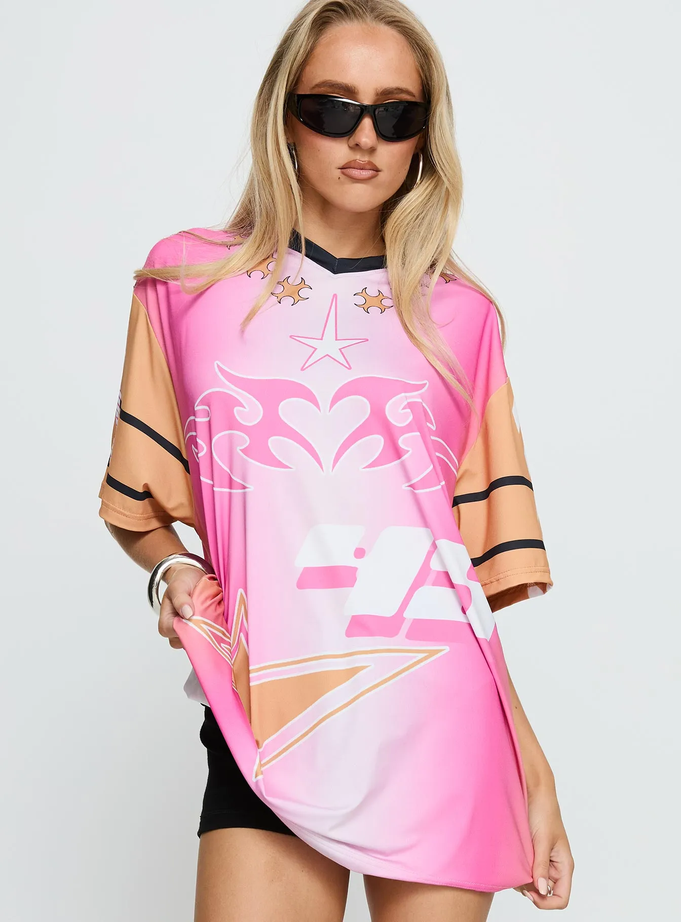 Urban Fit Versatile Piece Moto Angel Graphic Top Pink / Orange