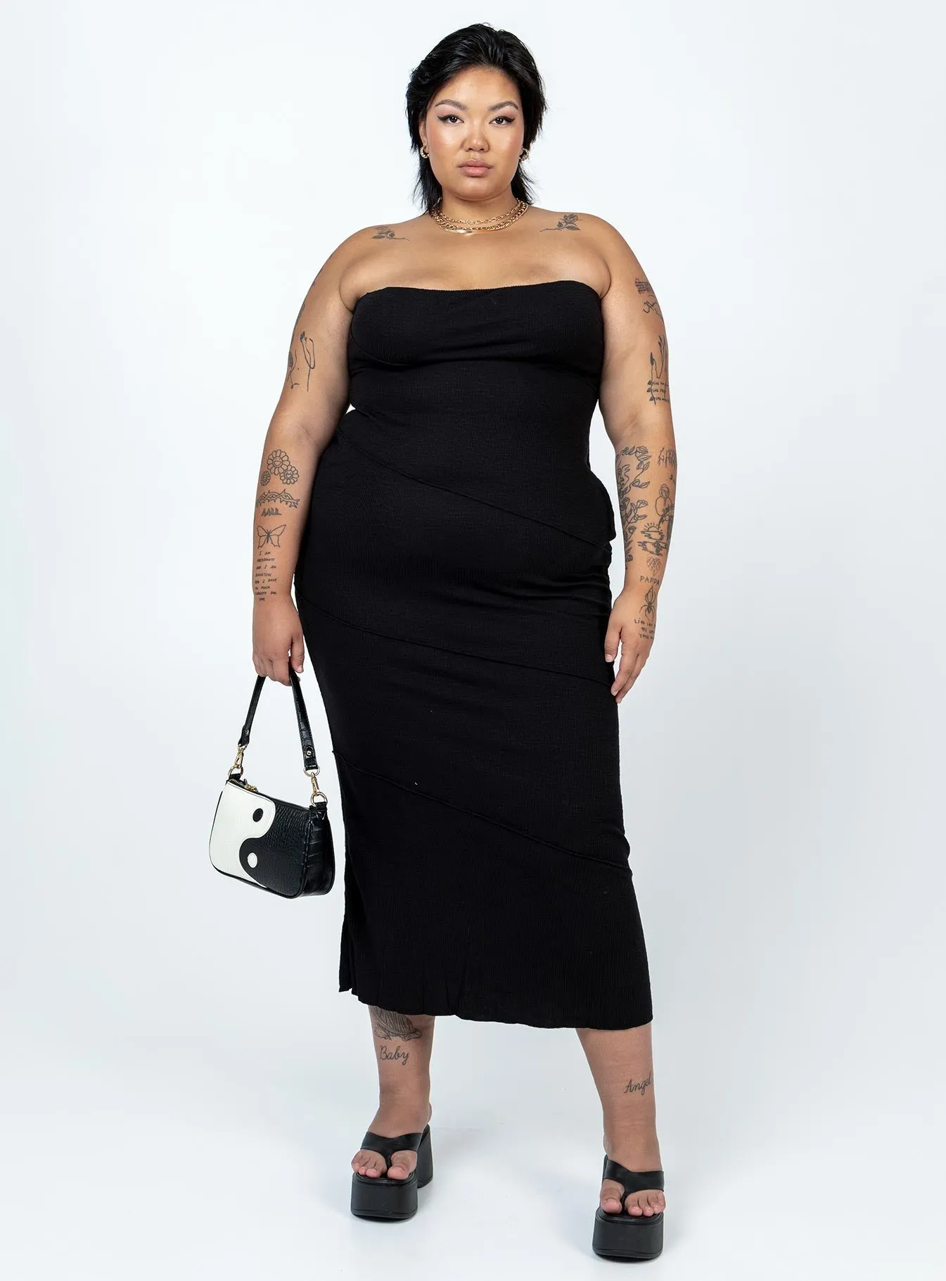 Cute Glow Oscar Midi Dress Black Curve