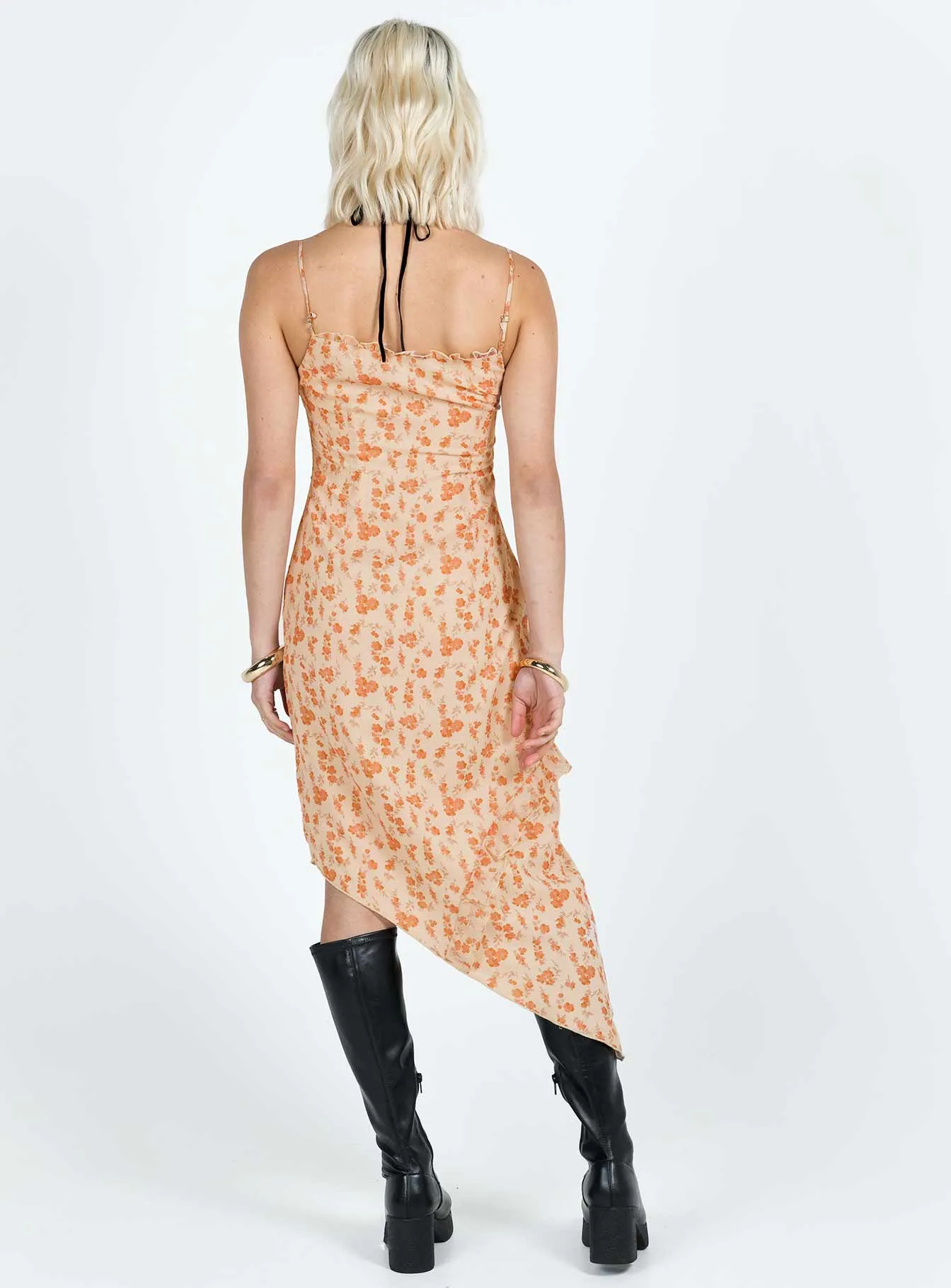 Calm Aesthetic Ryansa Dress Peach