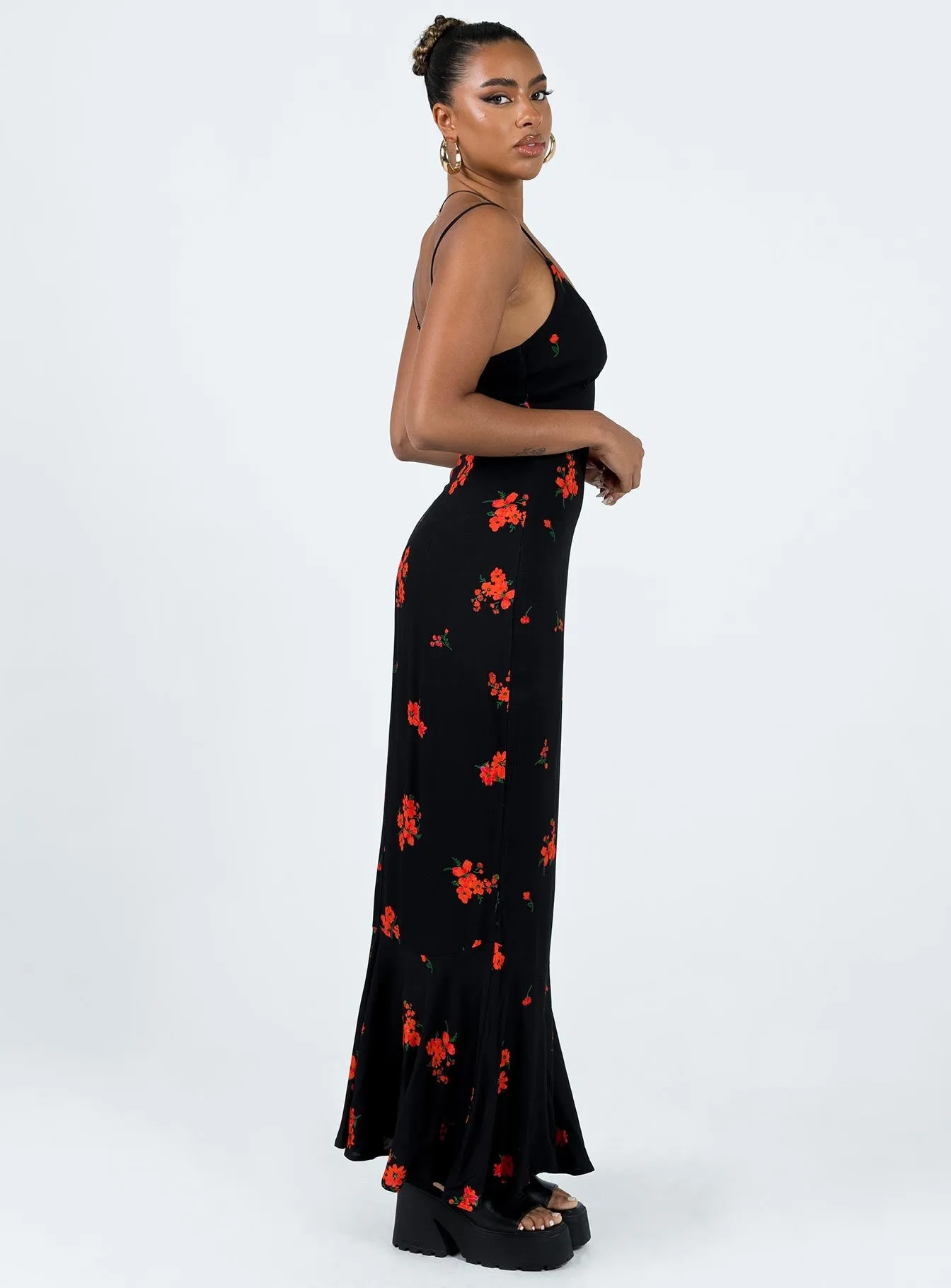 Lucan Maxi Dress Black / Red Bold Elegance Slender Look