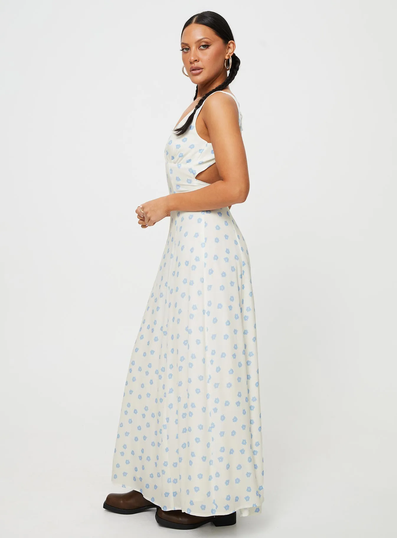 Light Outfit Front Detail Florette Open Back Maxi Dress Cream Multi