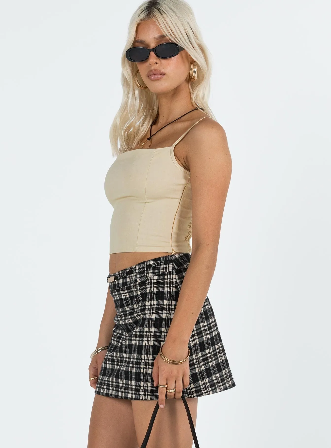 Outfit Focused Ventilated Slits October Mini Skirt Black / Grey